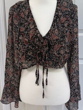 French Kiss Sheer Black Paisley Tie-Front Women's Crop Blouse